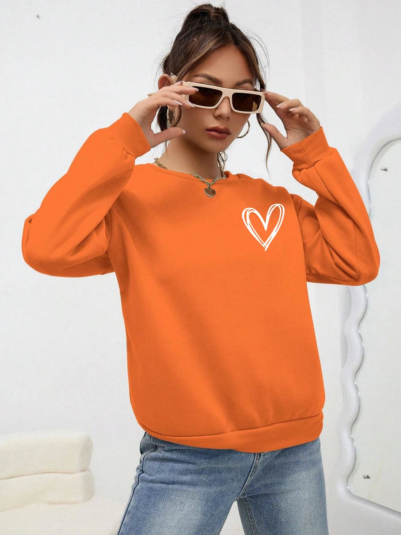 Casual Heart Print Sweatshirt